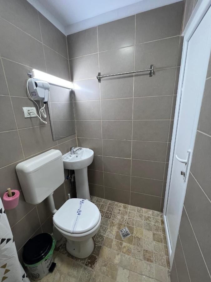 Hostel Casa Popa Nan بوخارست المظهر الخارجي الصورة