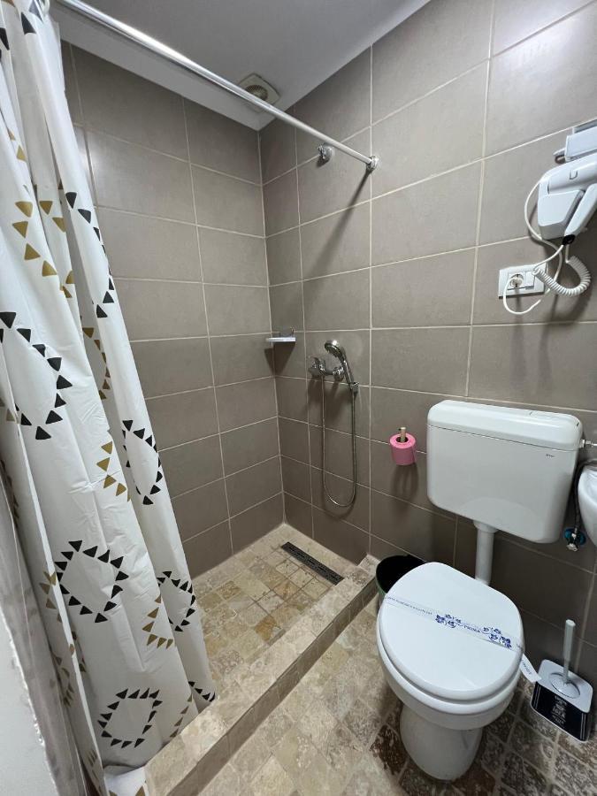 Hostel Casa Popa Nan بوخارست المظهر الخارجي الصورة
