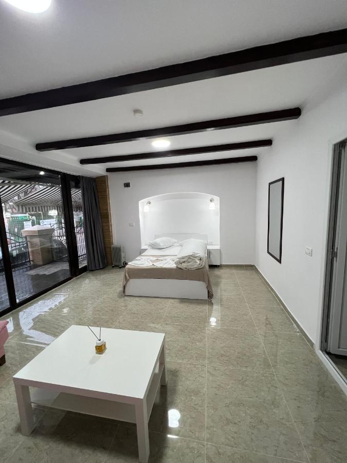 Hostel Casa Popa Nan بوخارست المظهر الخارجي الصورة