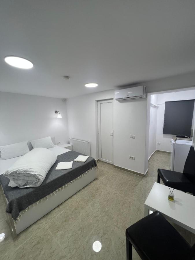Hostel Casa Popa Nan بوخارست المظهر الخارجي الصورة